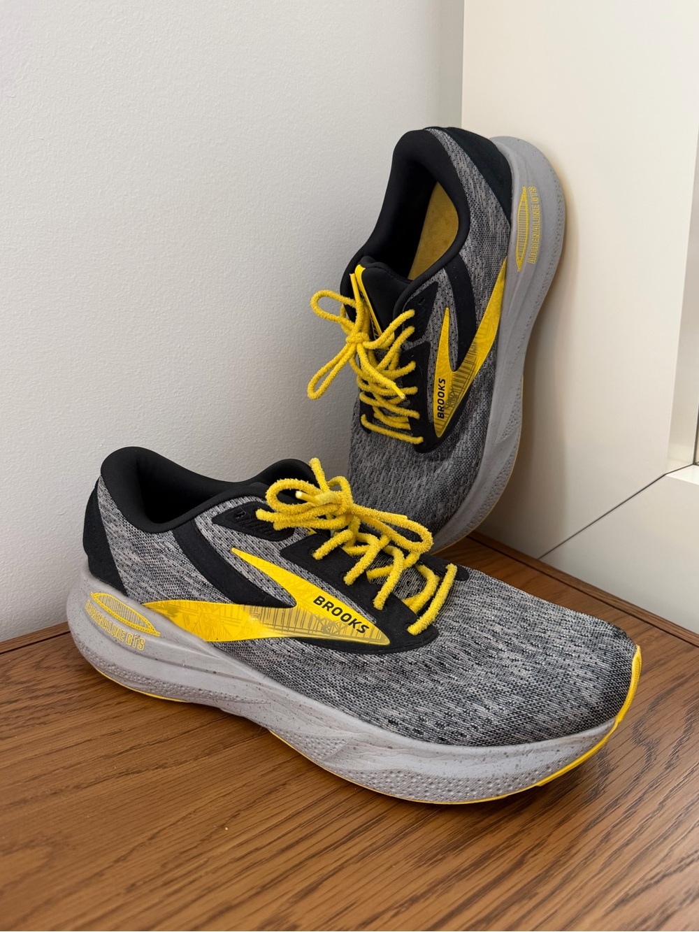 Brooks Adrenaline GTS 24 Pittsburgh Marathon 2025 Men’s Running Shoes